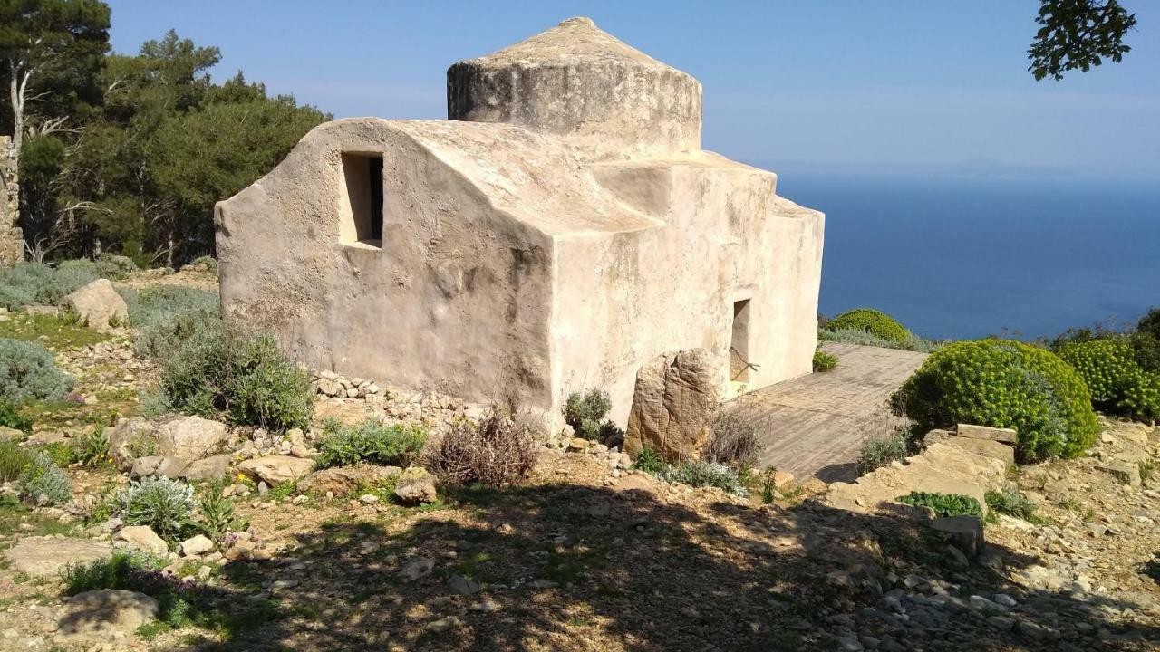 The Twins Rooms In Marettimo 1 Extérieur photo